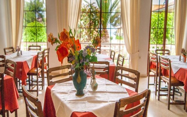 Iliessa Beach Hotel