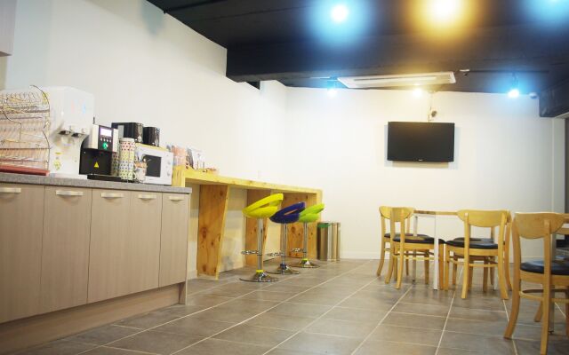24 Guesthouse Yeosu