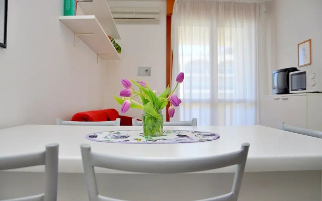 Comfortable Apartment Overlooking the sea