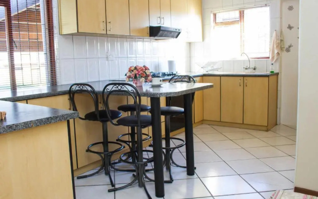 De Helling Self Catering