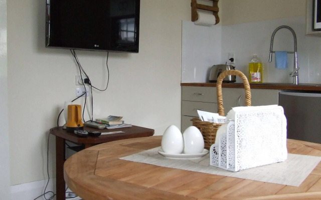 Runciman Berries and Emus B&B