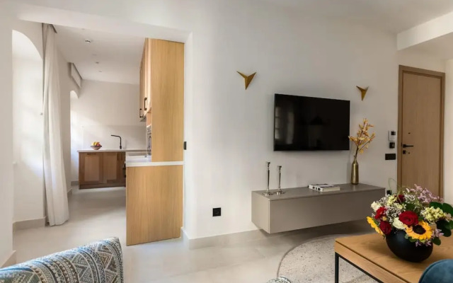 Executive Suite Cantons View