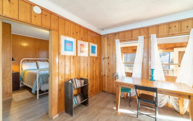 On The Beach 3 Br cottage by RedAwning