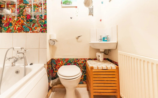 Aisha Apartment