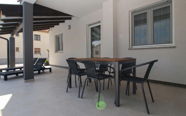 Apartment 1670