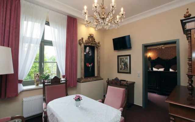 Pension & Weinstube Hofgärtnerei