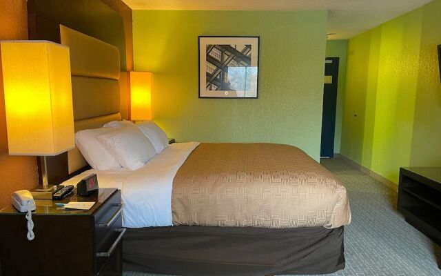Clarion Inn