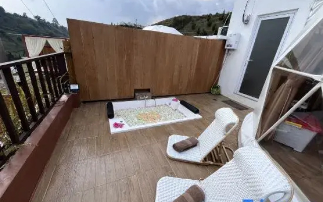 Oasis Inn Glamping