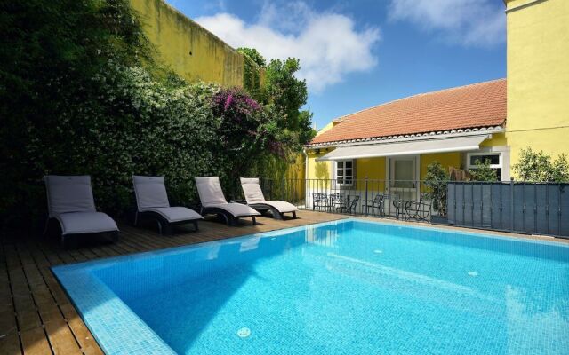 Charm Inn Sintra
