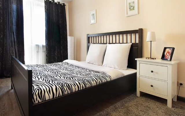 PaulMarie Apartments on Masherova 80