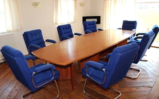 Five JS Accommodation