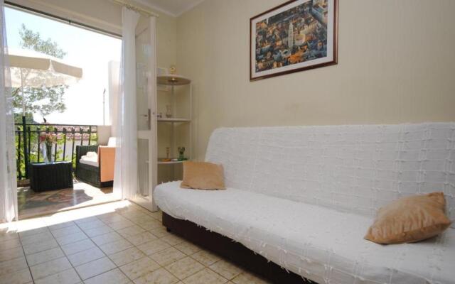 Apartment Rina - 200 m from beach