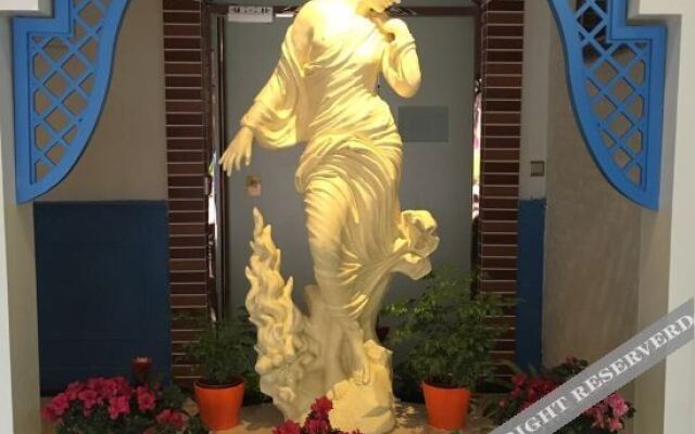 Renshou 8:30 Theme Hotel