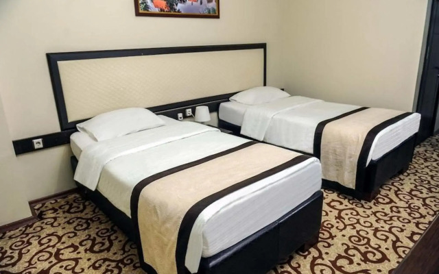 Teona Hotel