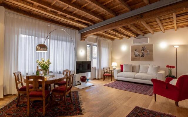 Boutique Apartment in Como