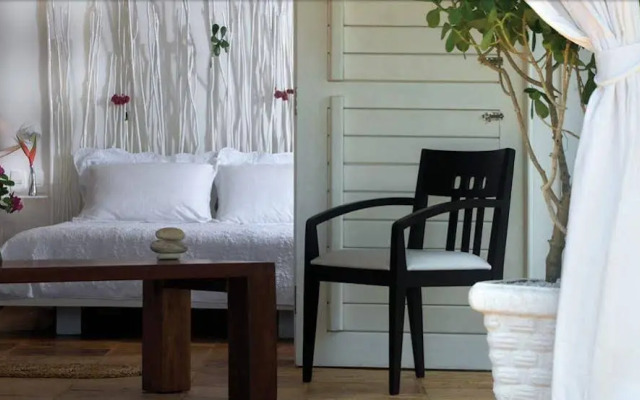 The Chili Beach Private Resort & Villas