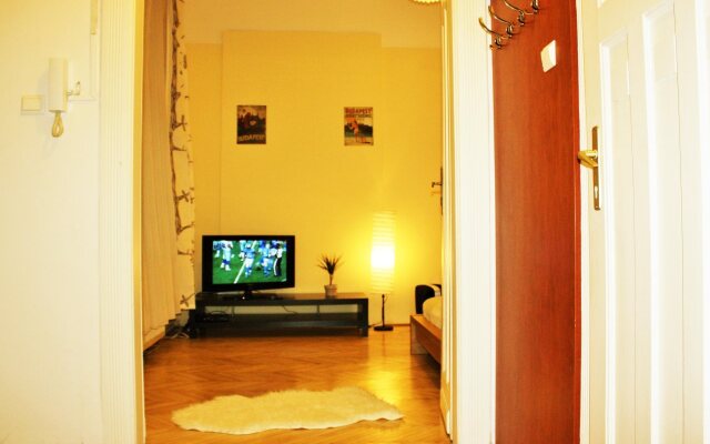 Piano POP Apartments