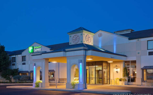 Holiday Inn Express Perrysburg