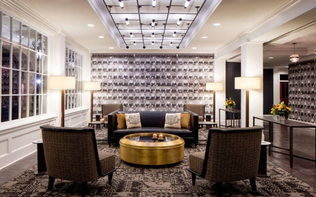 Holiday Inn FRENCH QUARTER-CHATEAU LEMOYNE by IHG