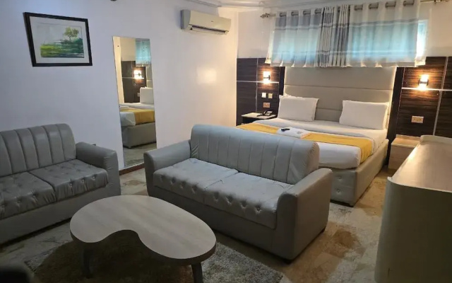 Flora Suites