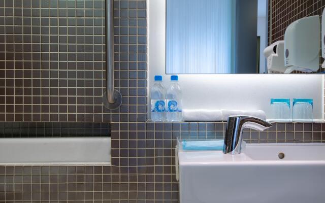 Holiday Inn Express Kowloon East