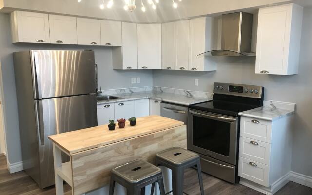 Esther's Place-Carleton Place Downtn Apt