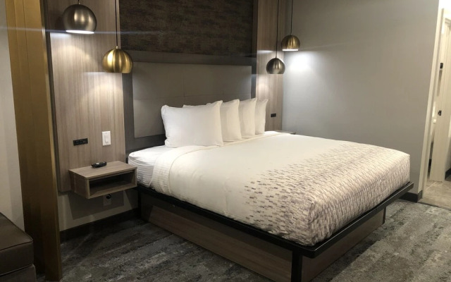Hotel Solara Hobby Airport