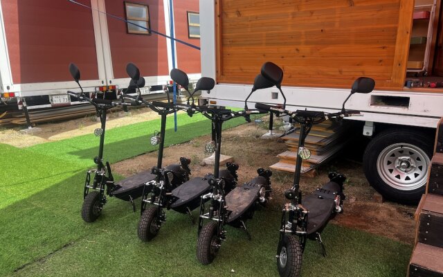 Glamping Village LEAF