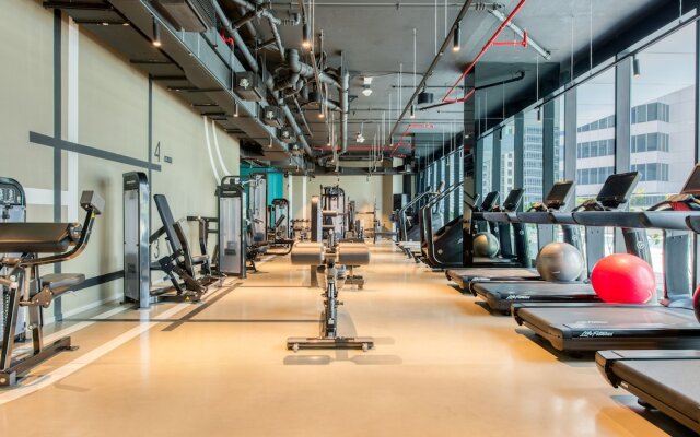 Maison Privee - Luxury Apt W/Burj Khalifa Vw & Dubai Canal Access