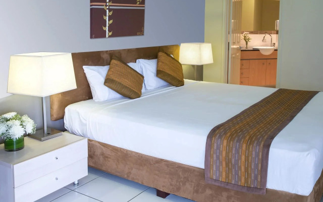 Piermonde Apartments - Cairns