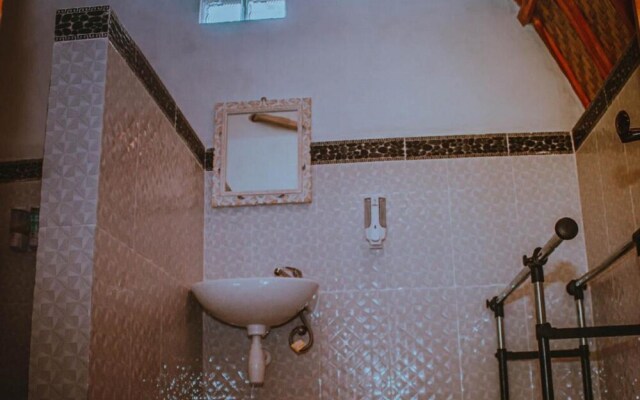 Watu Jineng by WizZeLa