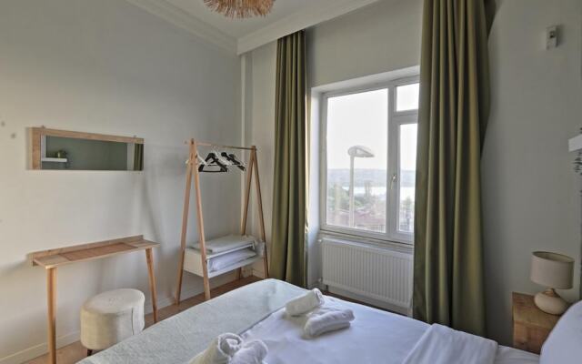 Central Flat w Sea View and Near Galata Tower