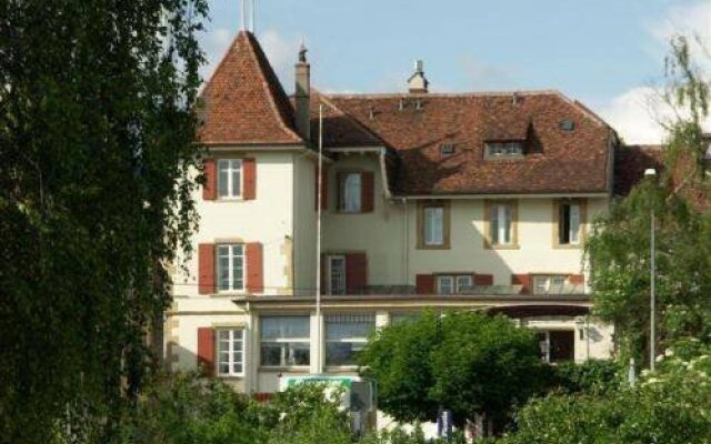 hotelImage