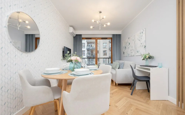 Zajezdnia Wrzeszcz Apartment by Renters