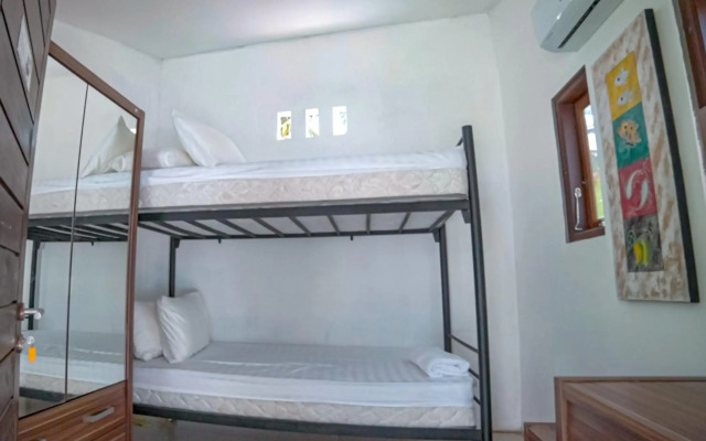 Air Sanih Beach Villa