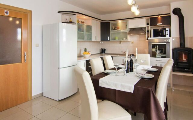 Upscale Apartment in Dalmatia With Terrace