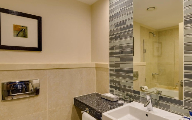 Protea Hotel by Marriott Cape Town North Wharf