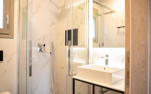 Plataria Sunrise Resort