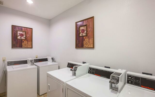 Country Inn & Suites by Radisson, Lewisville, TX