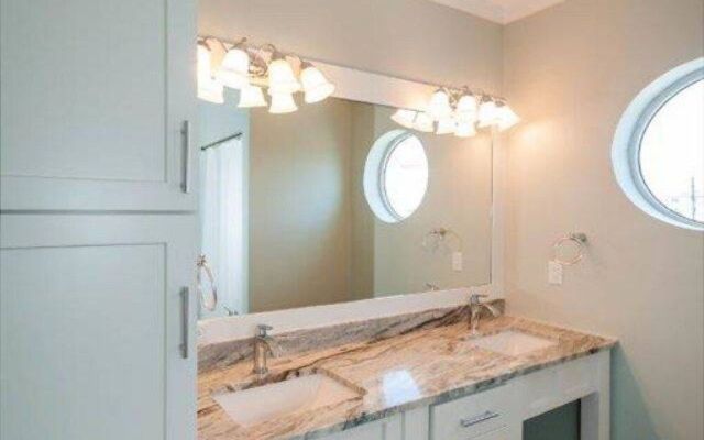 Beach Pointe 203 by Destin Getaways