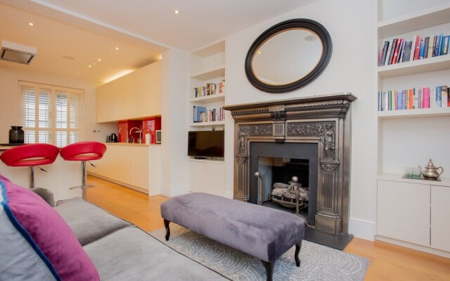 4 Bedroom House Next to Primrose Hill
