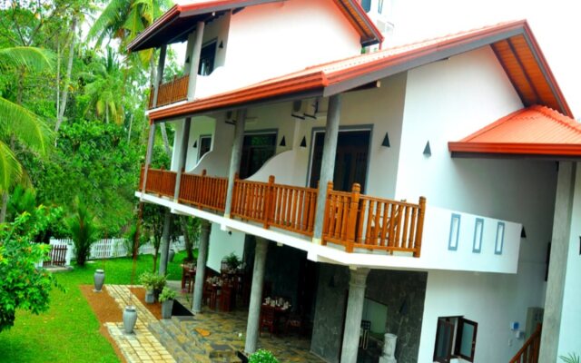 Canal Villa Bentota