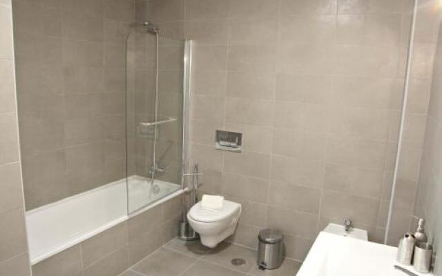 Cais Waterfront Holiday Apartments