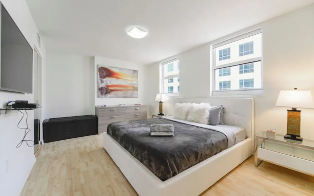 Direct Ocean View 3Br at Brickell
