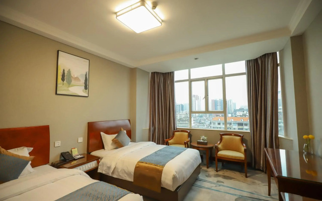 Five Rams City Hotel