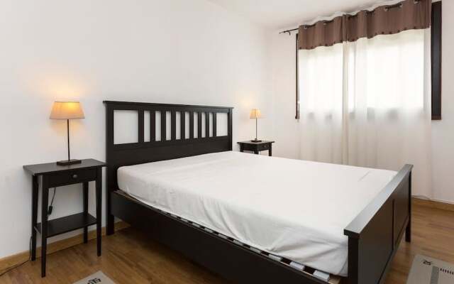 Modern Appart 75m2 - 2 rooms -parking