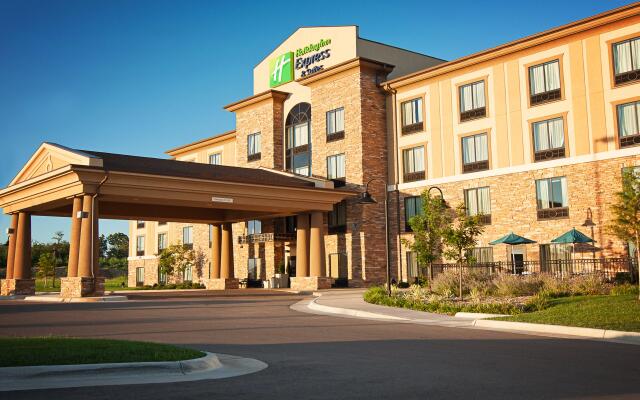 Holiday Inn Express & Suites Wichita Northeast, an IHG Hotel