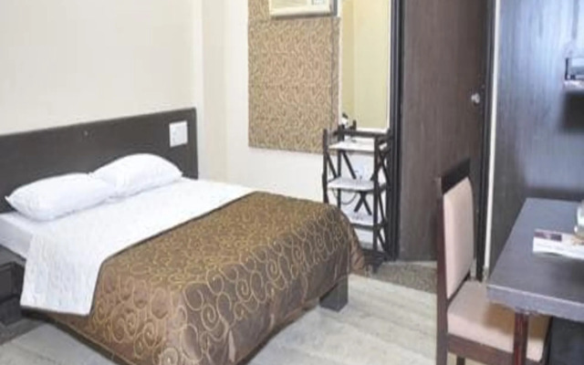 Jypore Saffron Inn & Suites