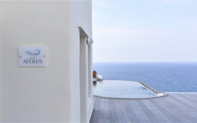 Naxos Rock Villas