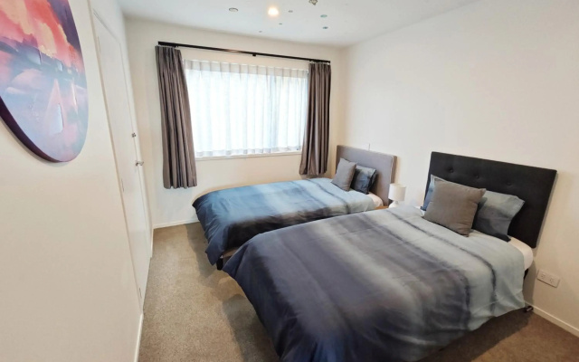 Stunning Townhouse - Walking to Botany Shopping Center